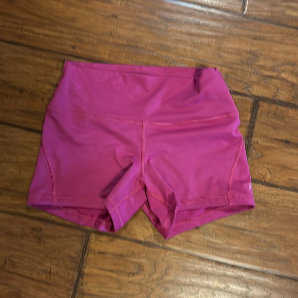 FLEO Apex, size small